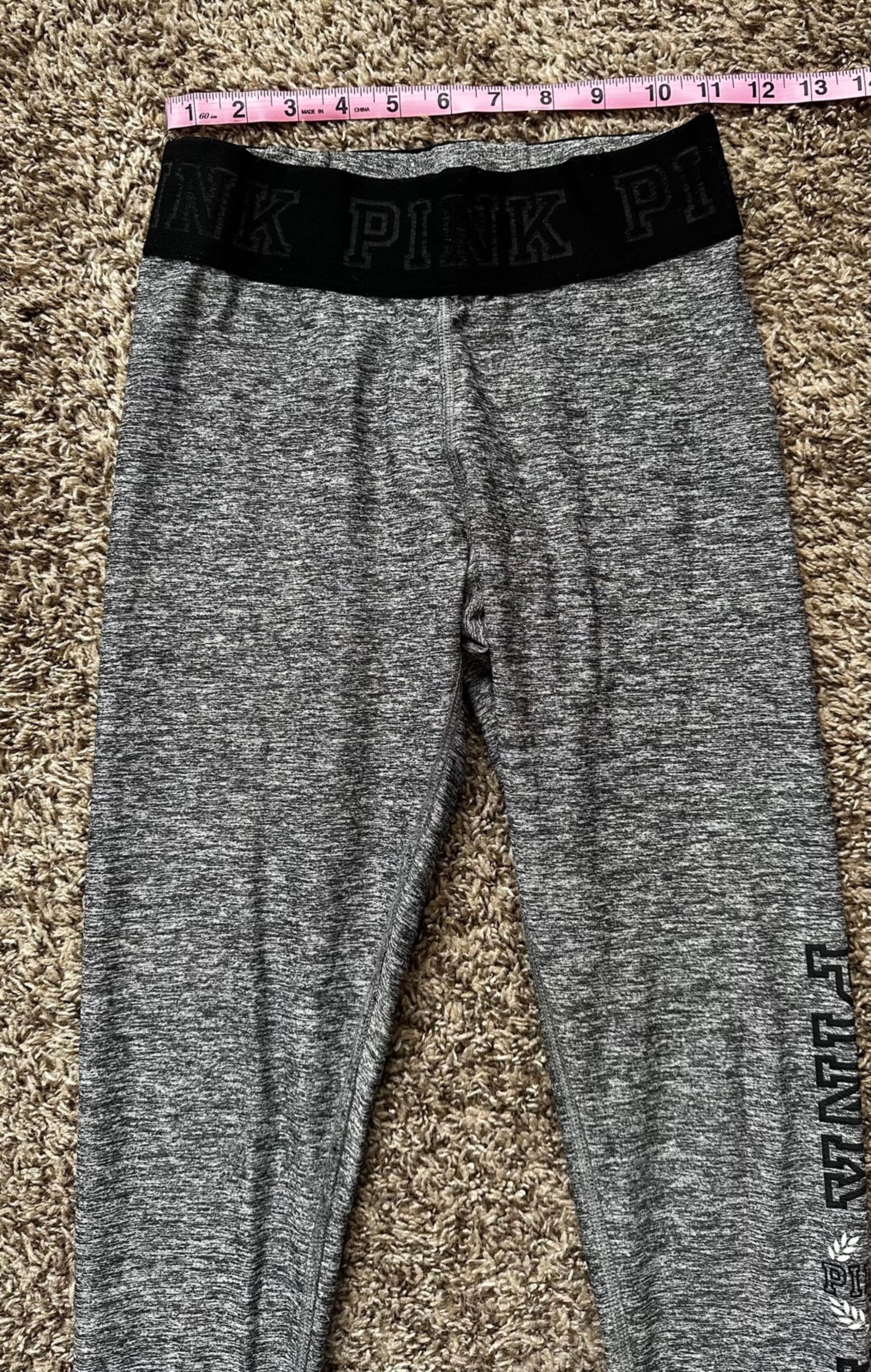 Victoria’s Secret PINK Athletic Capri Leggings Women’s XS