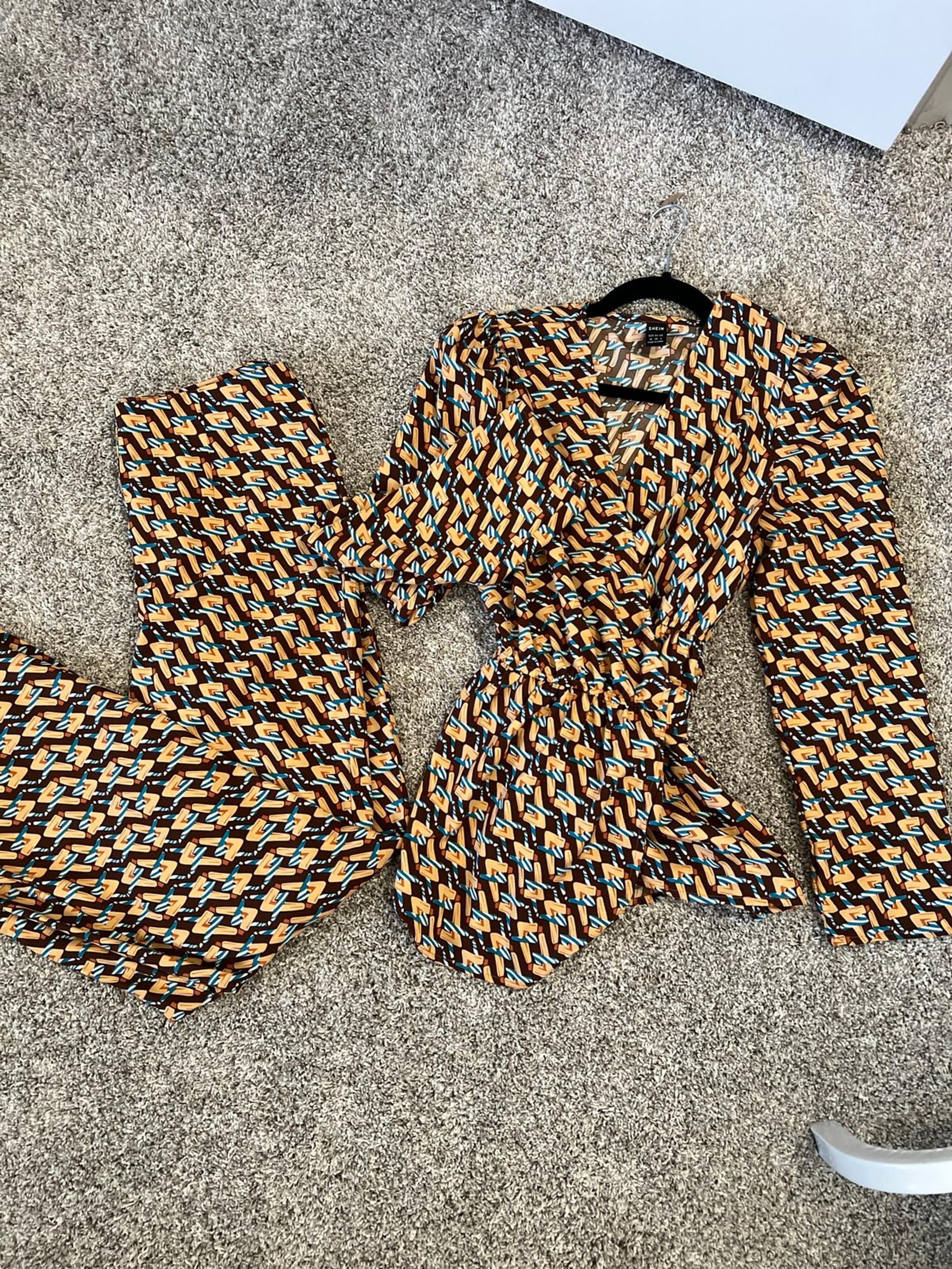 Matching patterned shein set