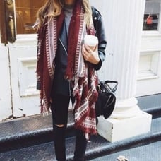 Aritzia Wilfred Wool Oversized Blanket Scarf