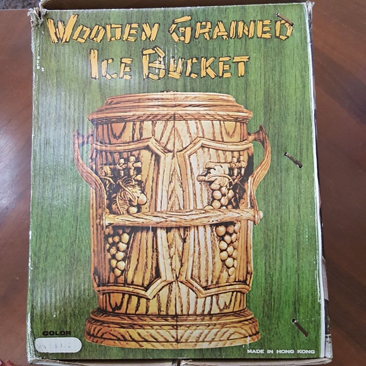 Vtg 1974 Plastic Ice Bucket Faux Wood Grain Plastic Original Box Appx 10 x 8