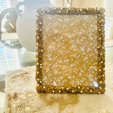 Victorian Scrolls Resin & Pearl Picture Frame
