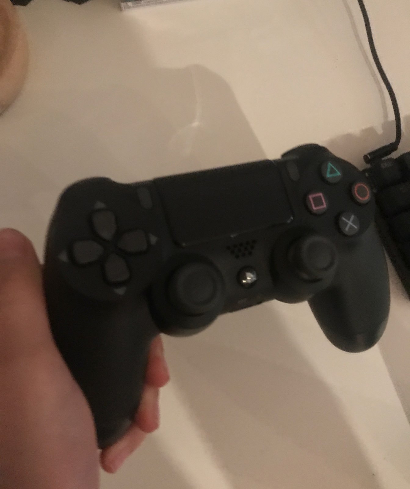 PS4 controller