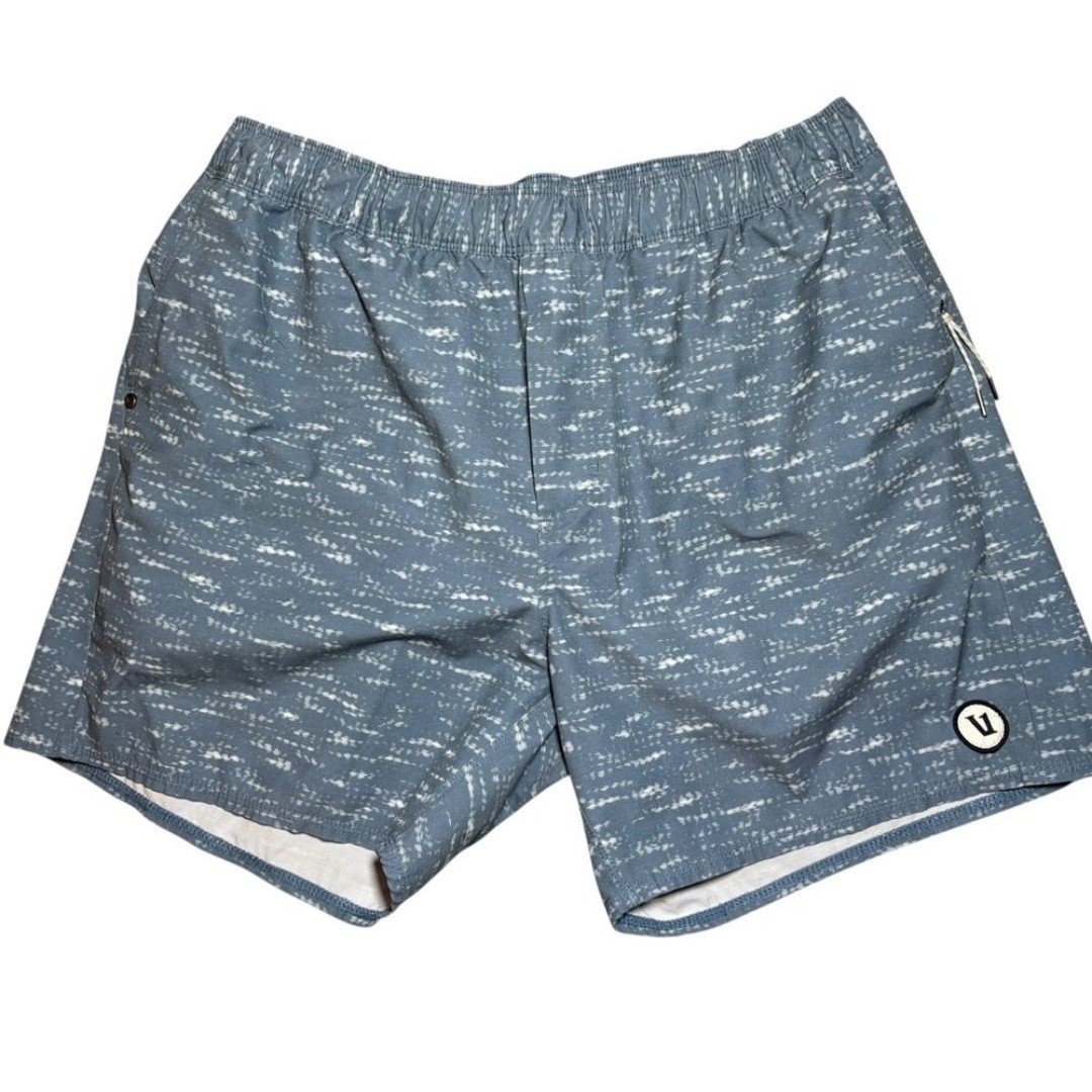 Vuori Men's Shorts Blue Patterned Elastic Waist XL