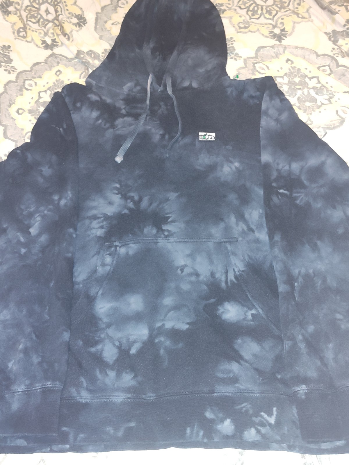 HAPPY CLOTHING LINE