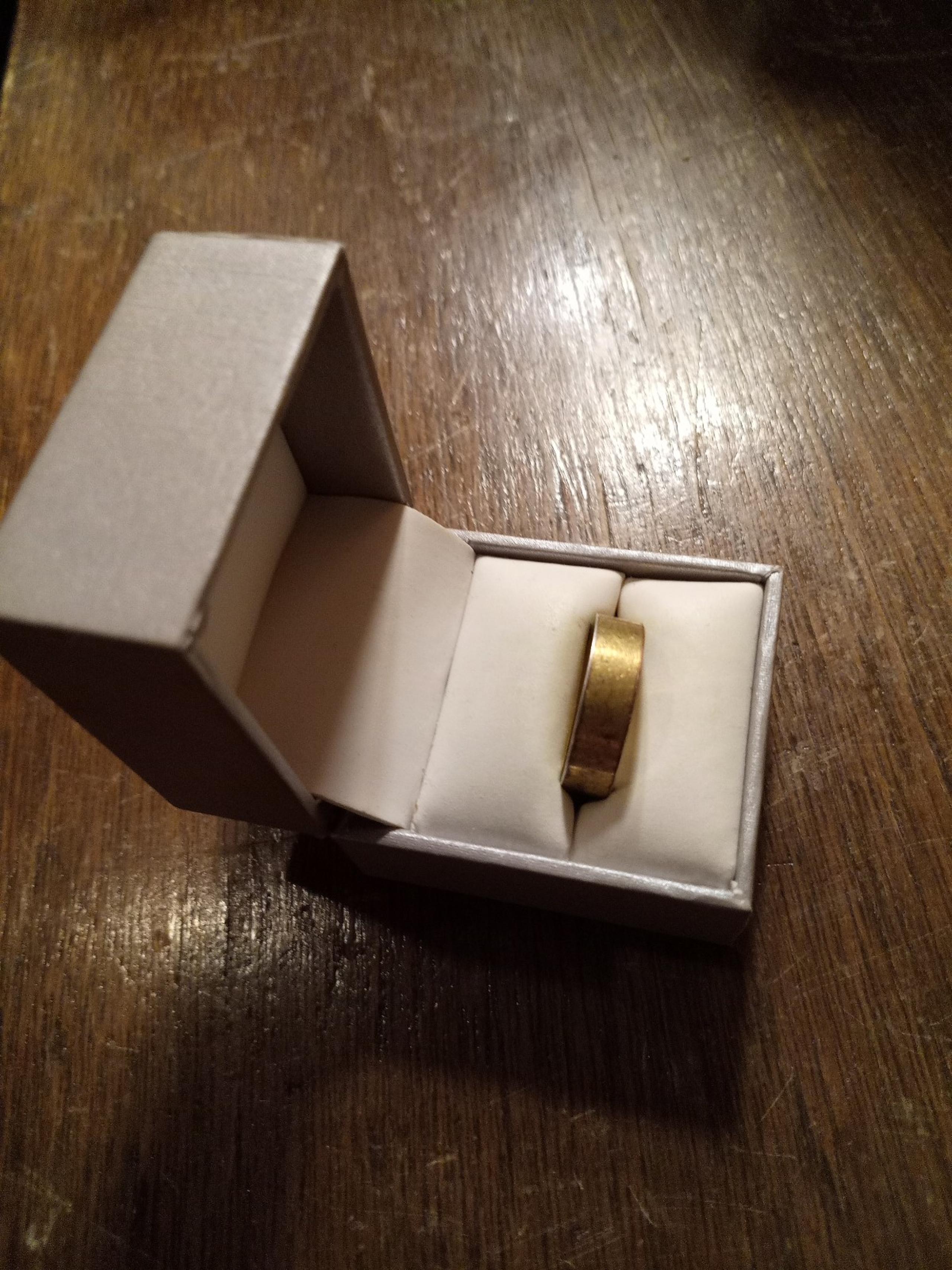 Mans gold plated .935 silver ring size 10.