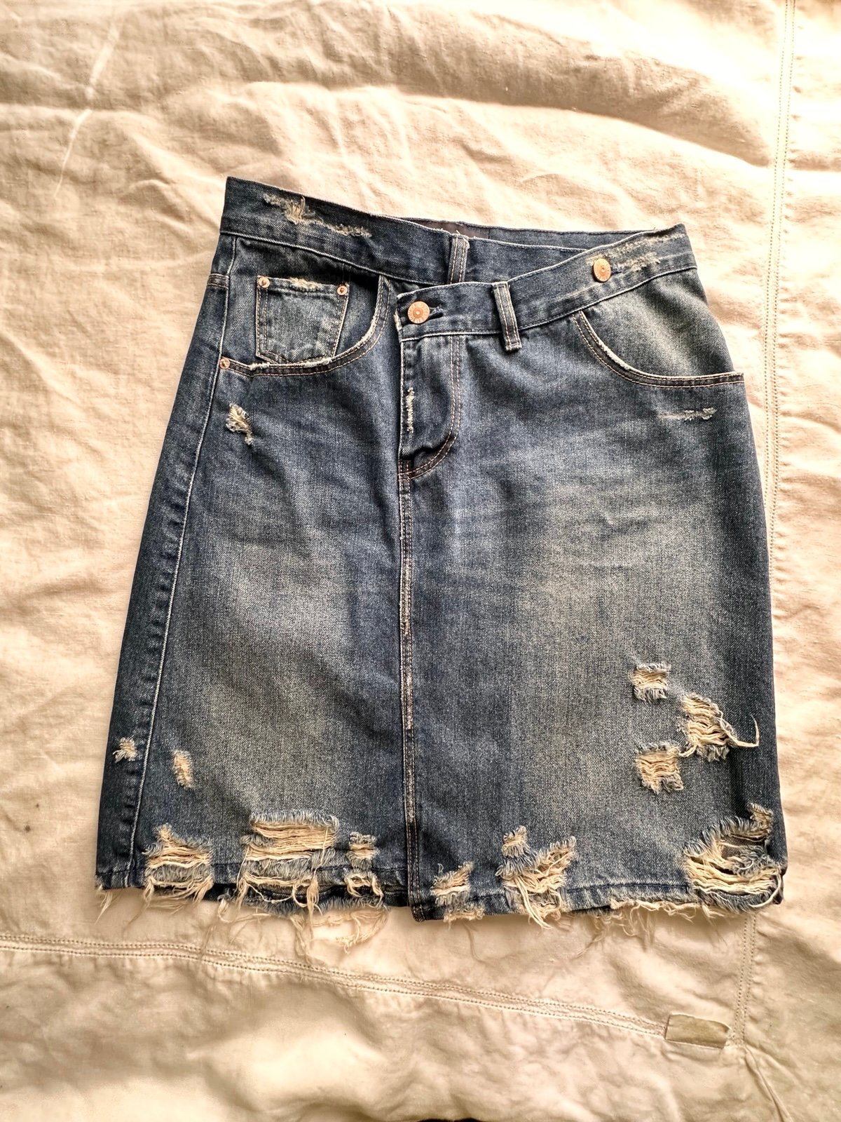 Zara Trafaluc denim distressed denim skirt size S