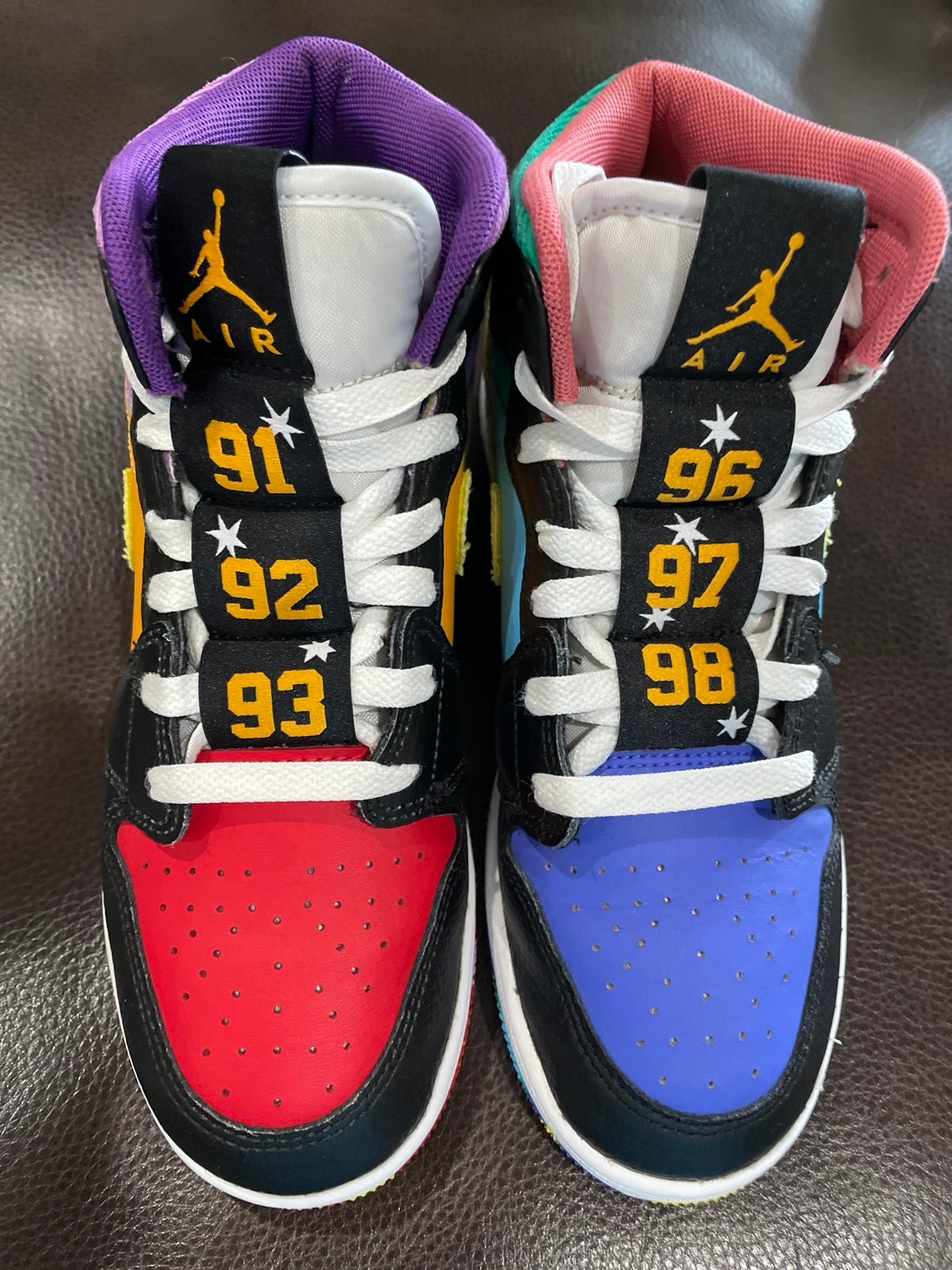 Jordan 1 Mid Shoes