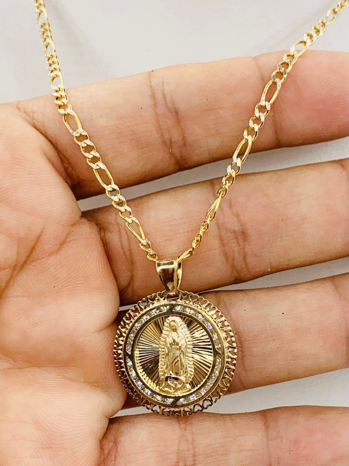 10k Gold Pendant & Necklace Virgin Mary