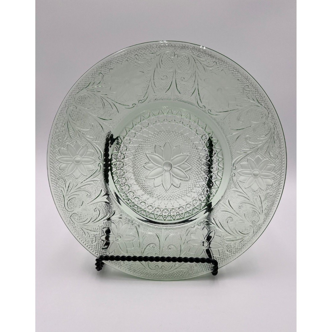 Vintage Tiara Glass Chantilly Green Dinner Plates Set of 8 Indiana Glass 10 3/8