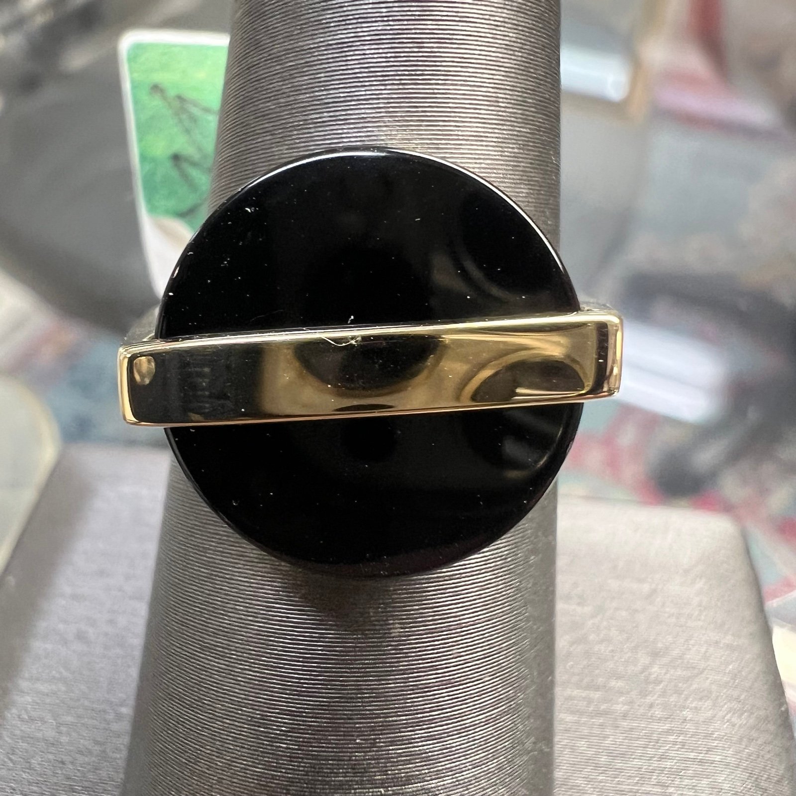 Vintage 14k Yellow Gold Black Onyx Ring
