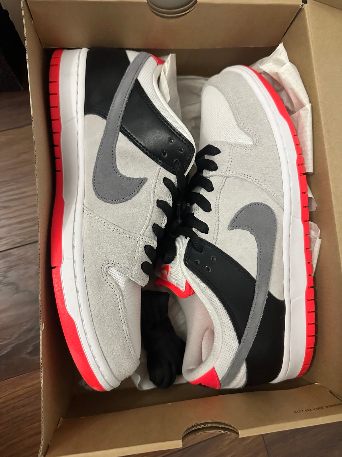 Nike SB Dunk Low Infrared Orange Label Sz 10.5