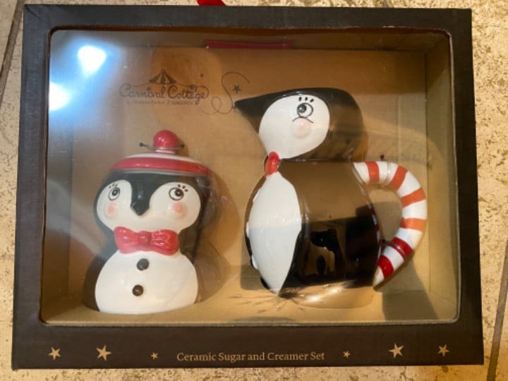 Johanna parker carnival cottage Penguin