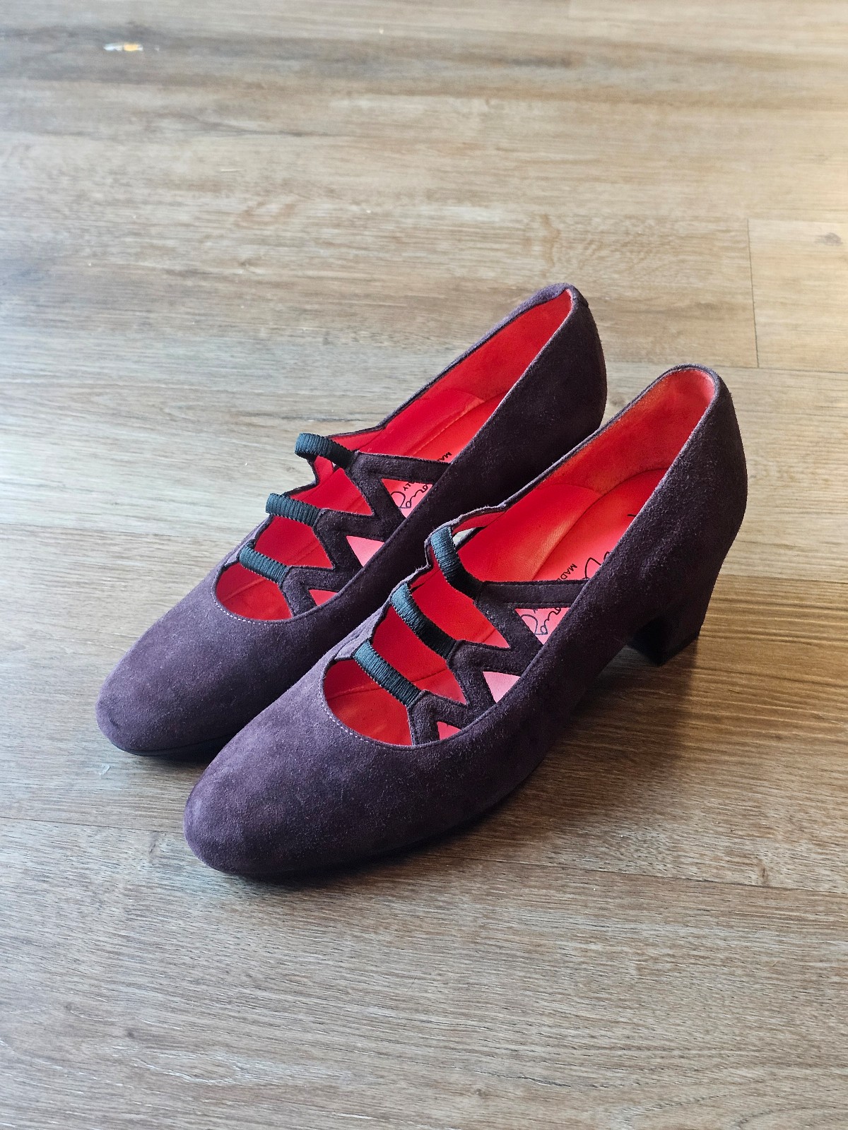 Pas De Rouge Magenta/Dark Purple Italian Made Mary Jane Kitten Heels size 39