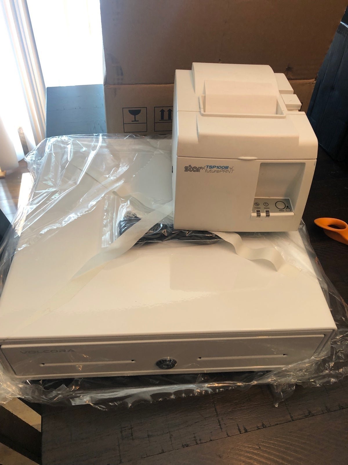 Square Register POS Bundle: Star TSP100 Receipt Printer and Cash Drawer (White)