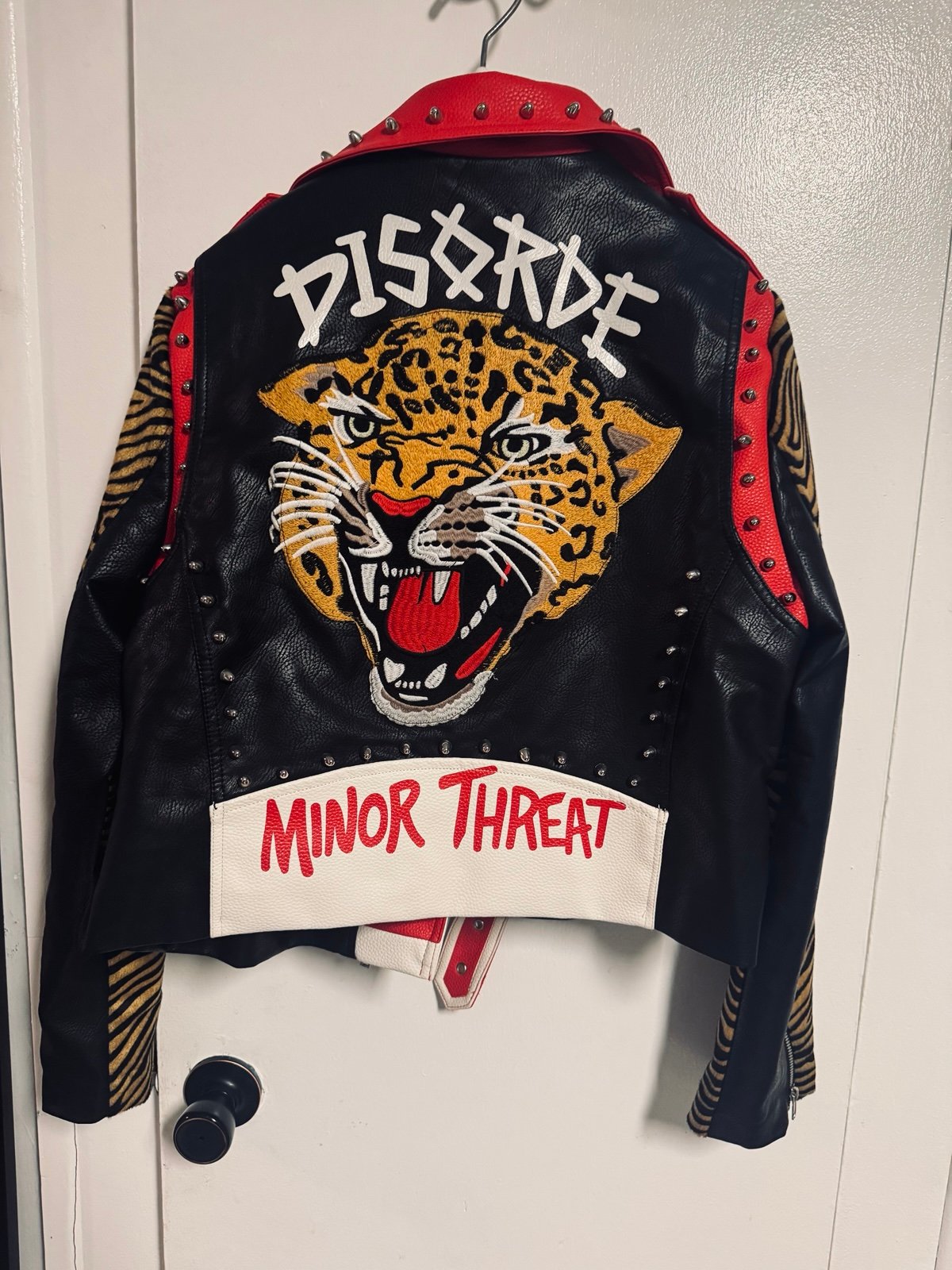 Tiger Vegan Leather Studded Jacket Punk Sz xl Moto Leopard