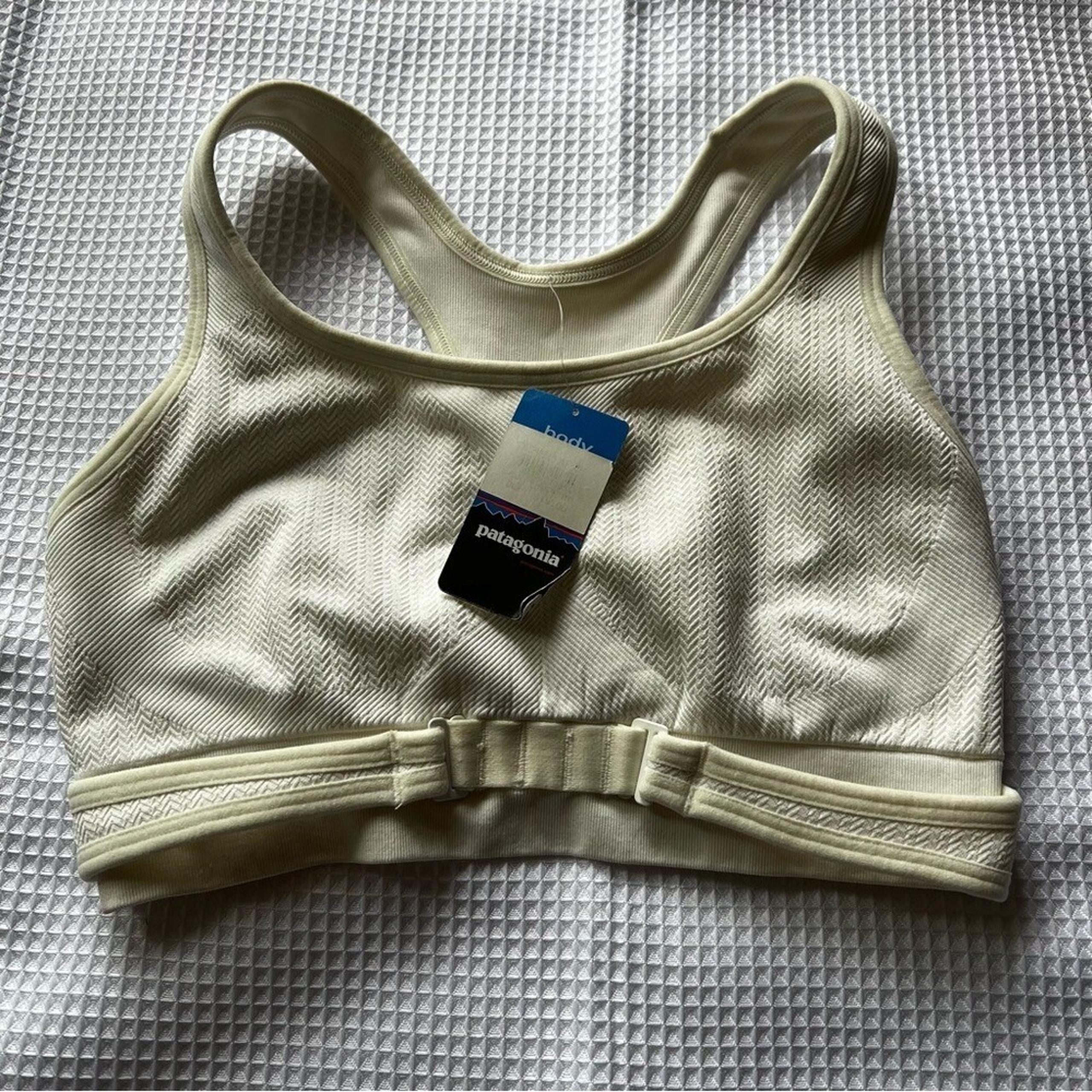 PATAGONIA SWITCHBACK SPORTS BRA FORMFITTING Women's SIZE MEDIUM new with tags