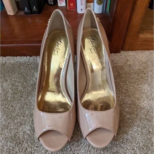 thalia sodi nude peeptoe patent leather stilleto sz 9.5 euc