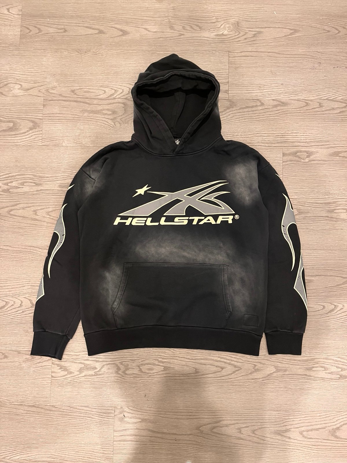 (HELLSTAR sport hoodie) brand new never worn size m