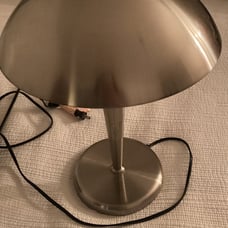 Table lamp
