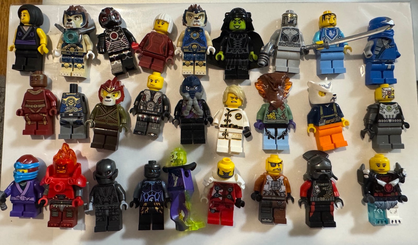 LEGO BUNDLE LOT Ninjago  Chima MINIFIGURES
