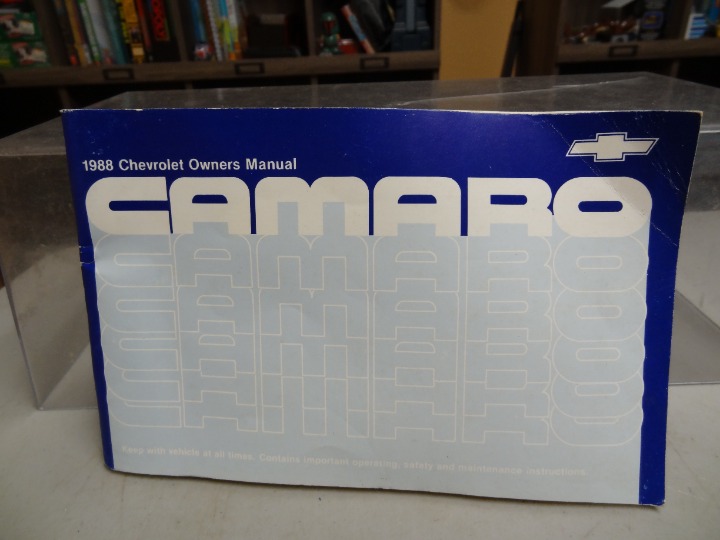 1988 CHEVROLET CAMARO OWNERS MANUAL BOOKLET