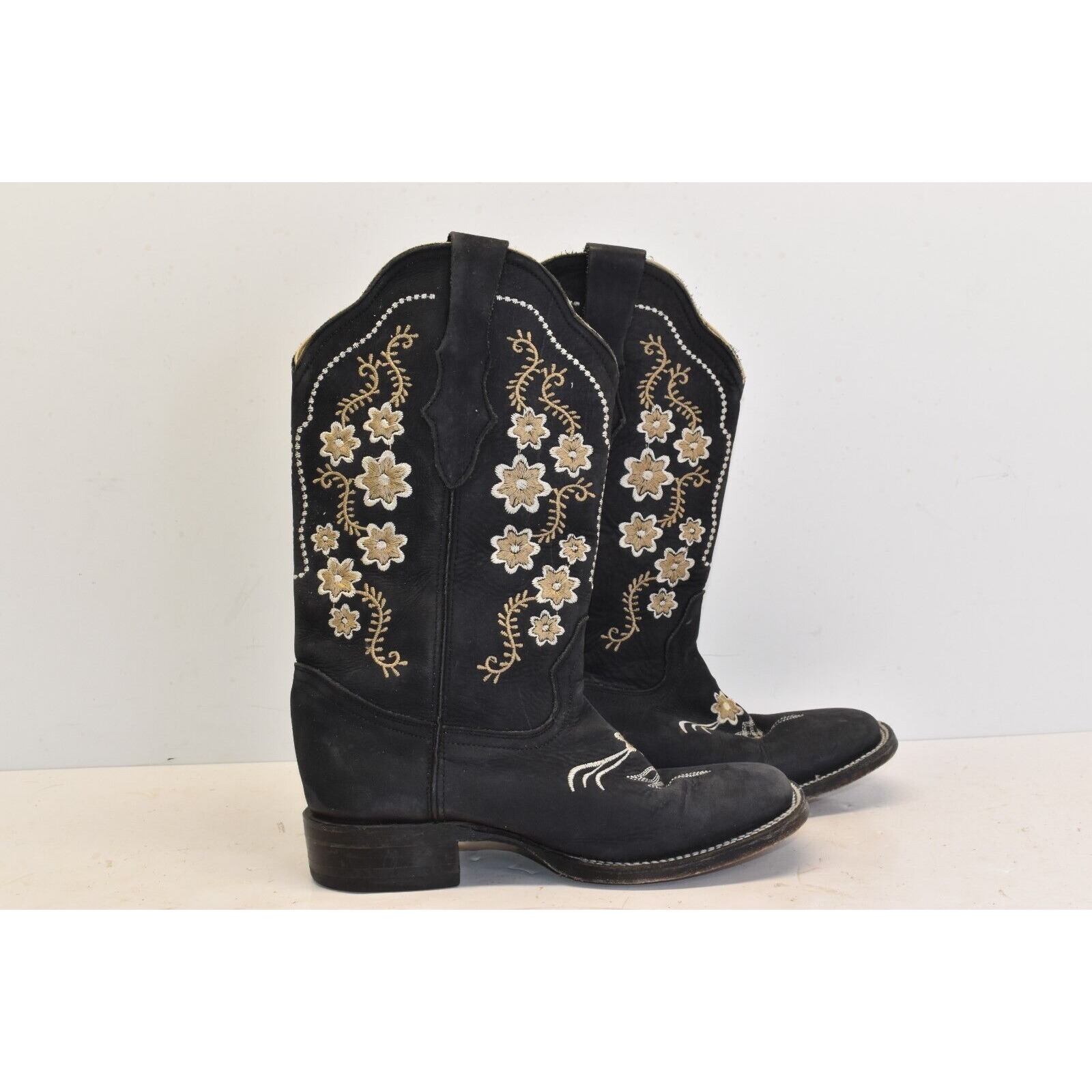 El Malcreado Ladies Leather Cowgirl Boots Black US Size 7 Style 497 Embroidered