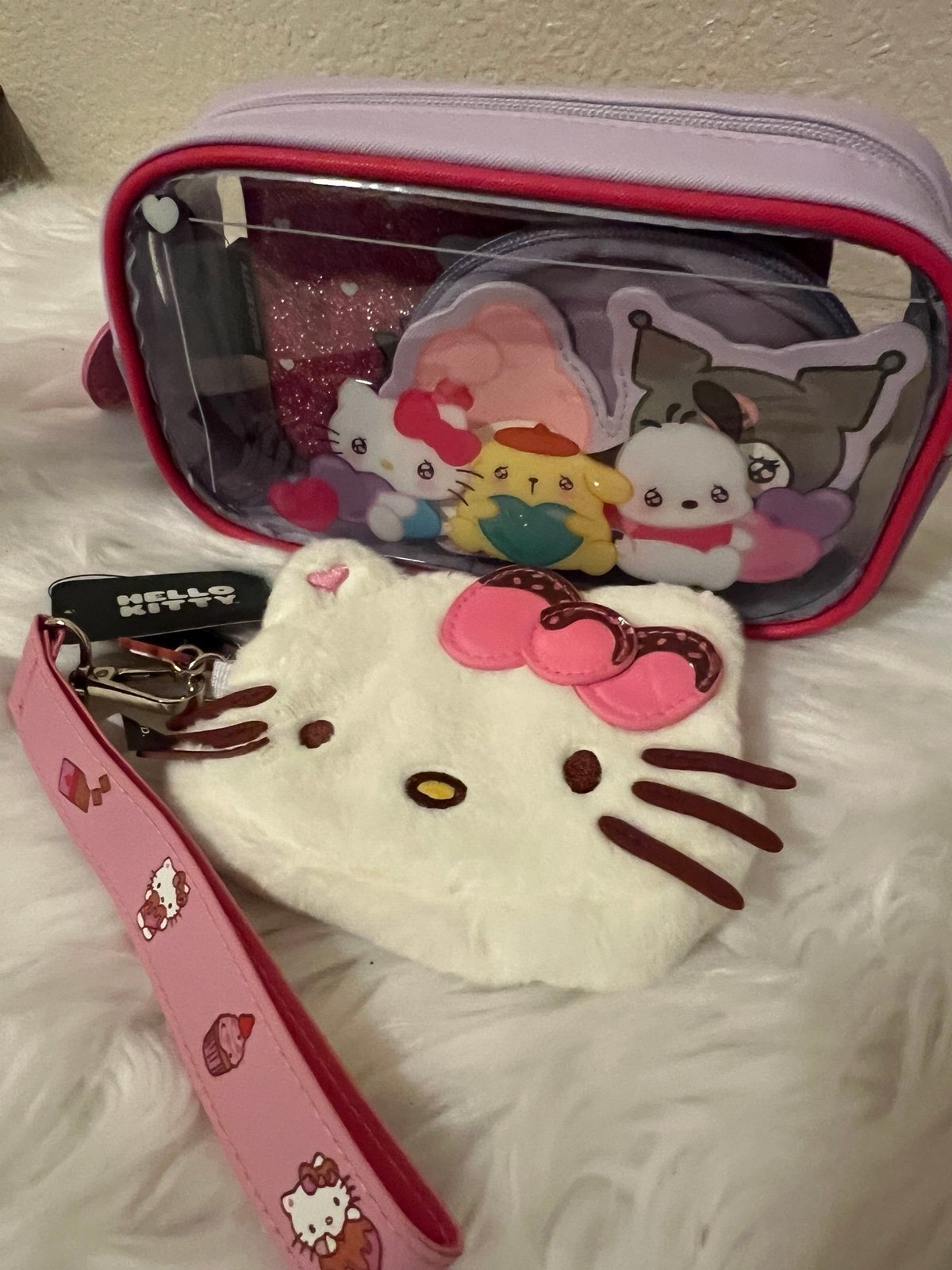 Hello Kitty and Friends Emo Kyun Makeup Bag Hello Kitty Dessert Plush Coin Purse