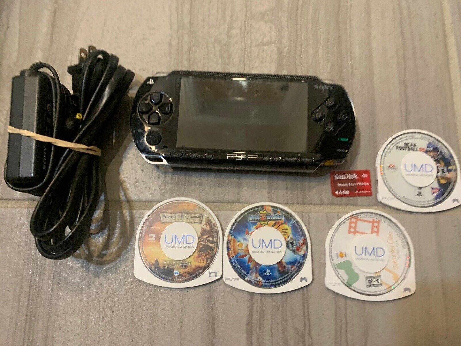 PSP GOLD 1000 Console Japan *GREAT BOX - EXTREMELY RARE