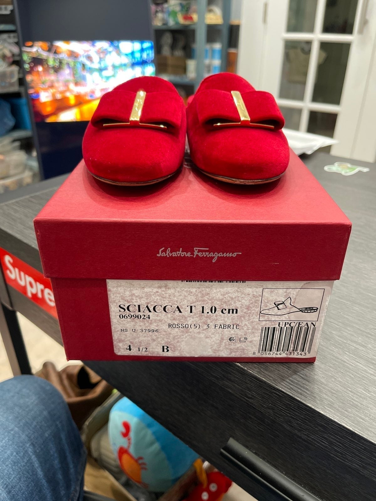 Salvatore Ferragamo flats