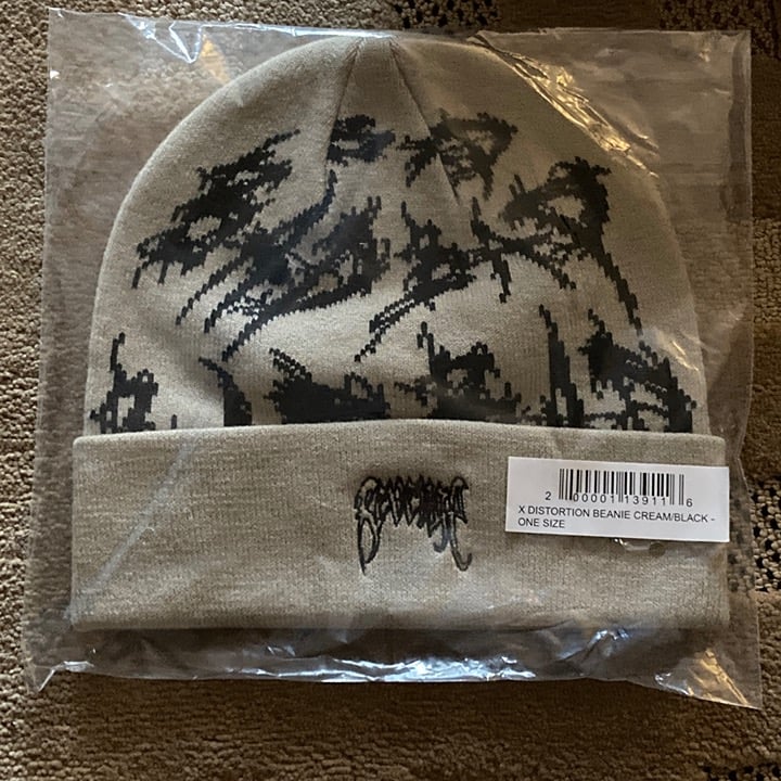でおすすめアイテム。 X NEW BRAND - SIZE ONE - CREAM/BLACK BEANIE DISTORTION 小物