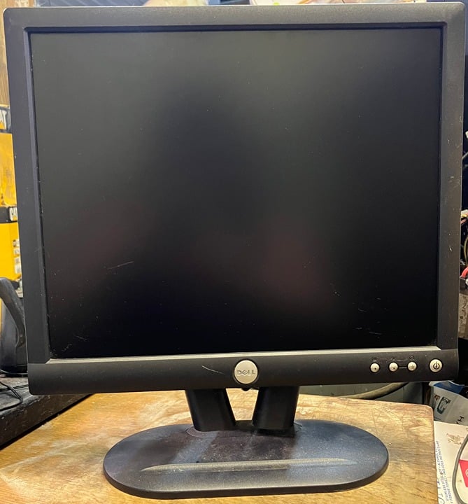 Dell E172FPt 17 inch Monitor*