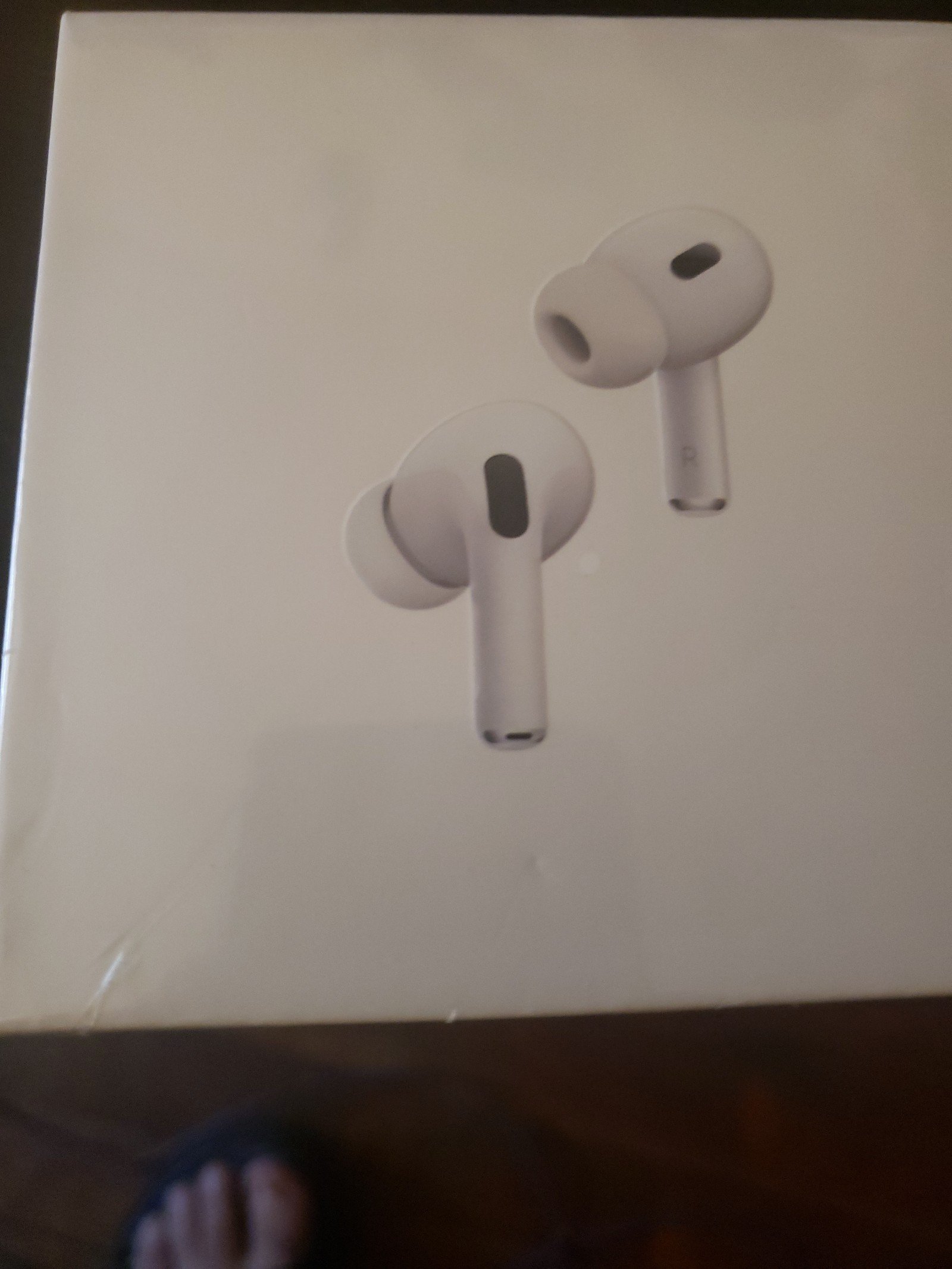White air pod