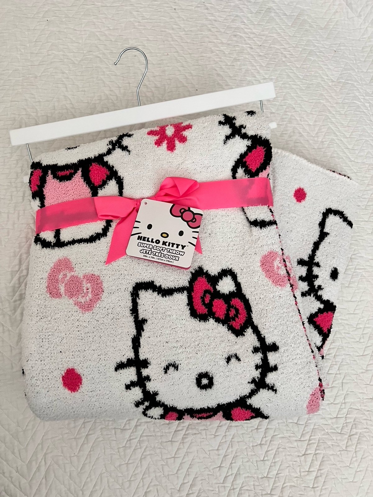 Hello Kitty Blanket