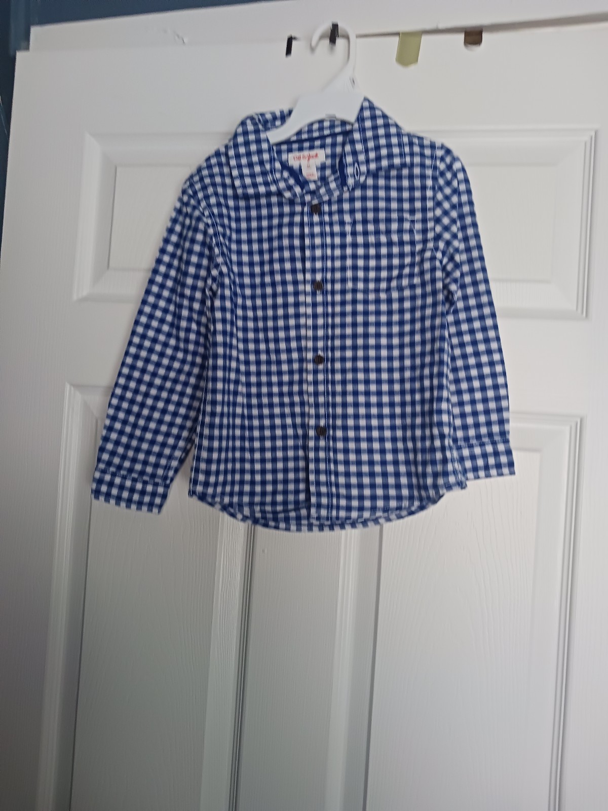 boys button down shirt. Cat and jack 4t