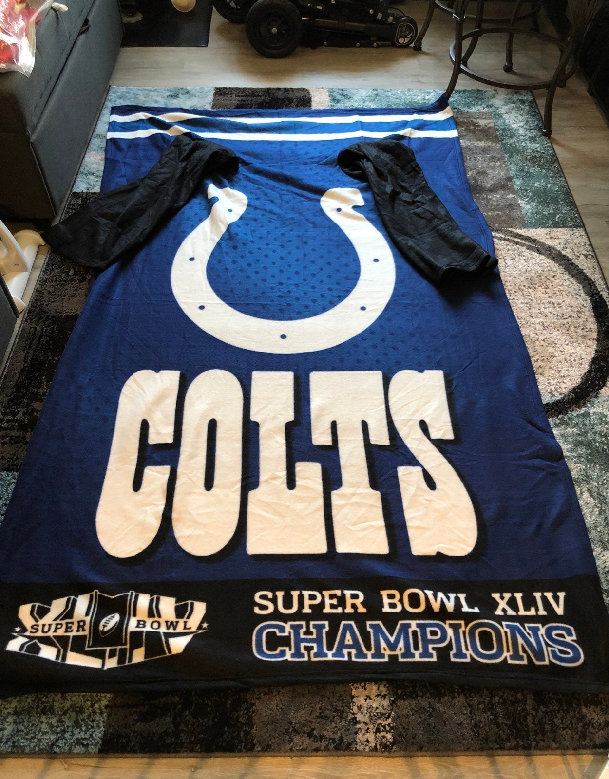 48 x 76 indianapolis Colts cozy robe