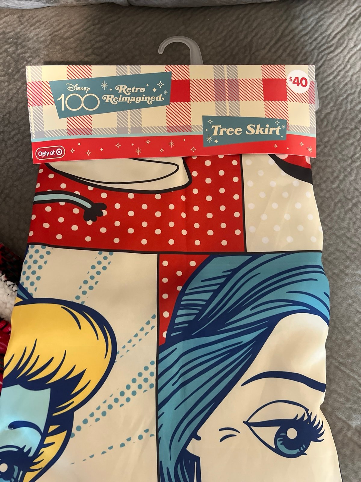 NWT Disney Retro Tree Skirt