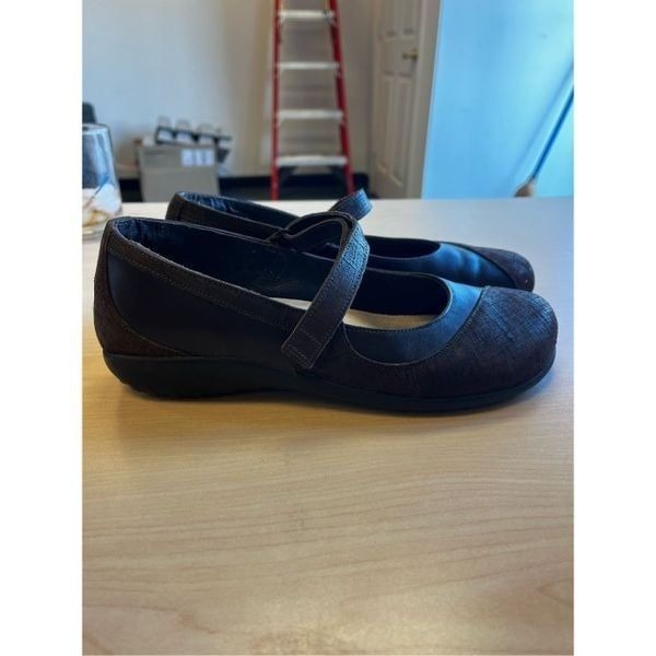NAOT Brown Leather Mary Janes sz 40 or US 9-9.5 EUC