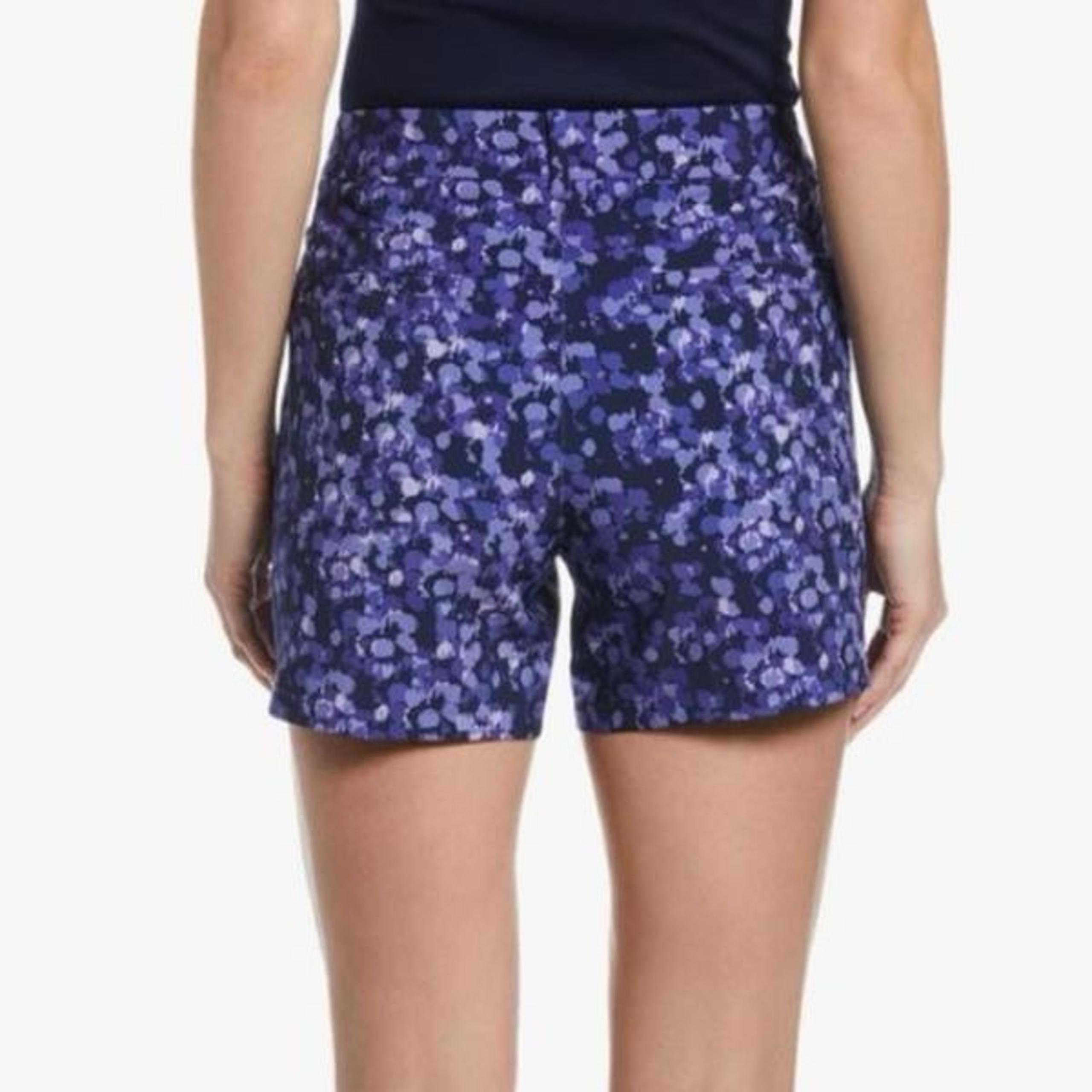 PGA TOUR Women’s Abstract Print Gold 4.5” Short NWT