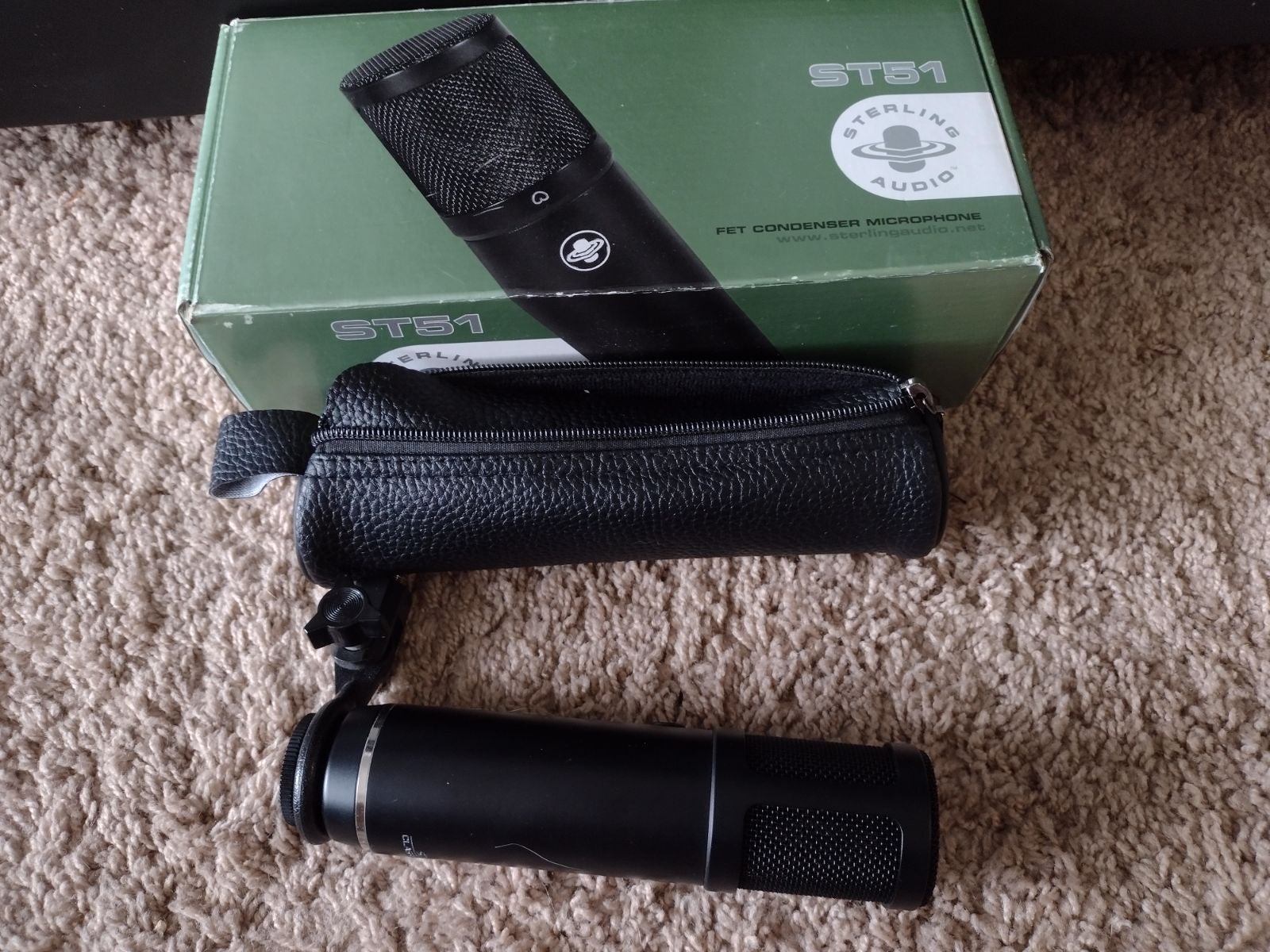 Sterling audio microphone st51