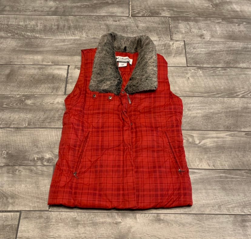 Columbia Sherpa Collar Red Plaid Puffer Puffy Women’s Vest Jacket Size Medium