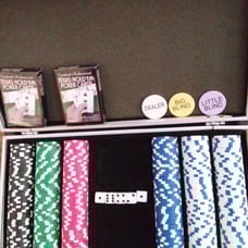 Poker set: 5 color chips, 2 pack of card
