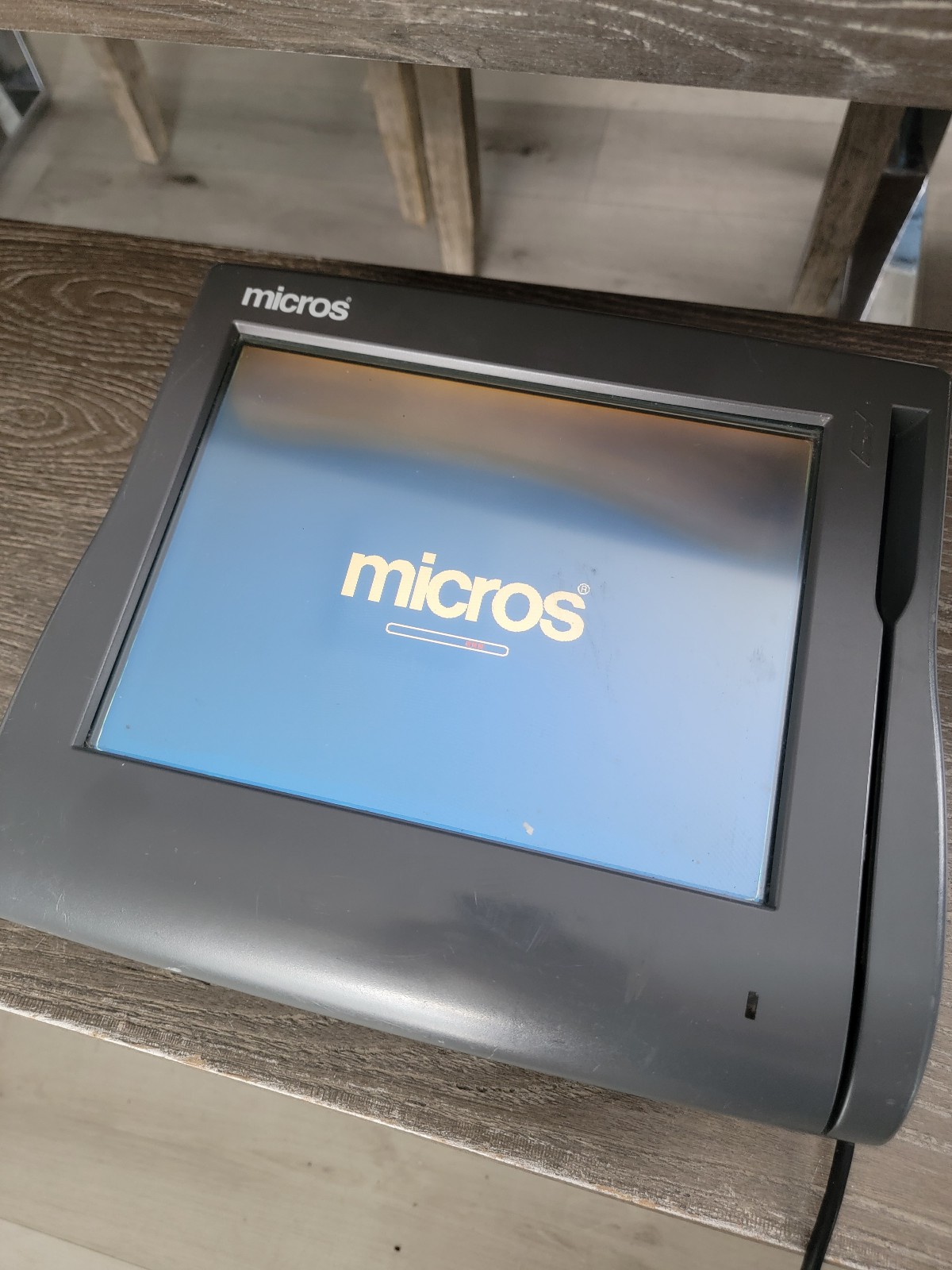 Micros Model Workstation 4 System Unit 400614-001