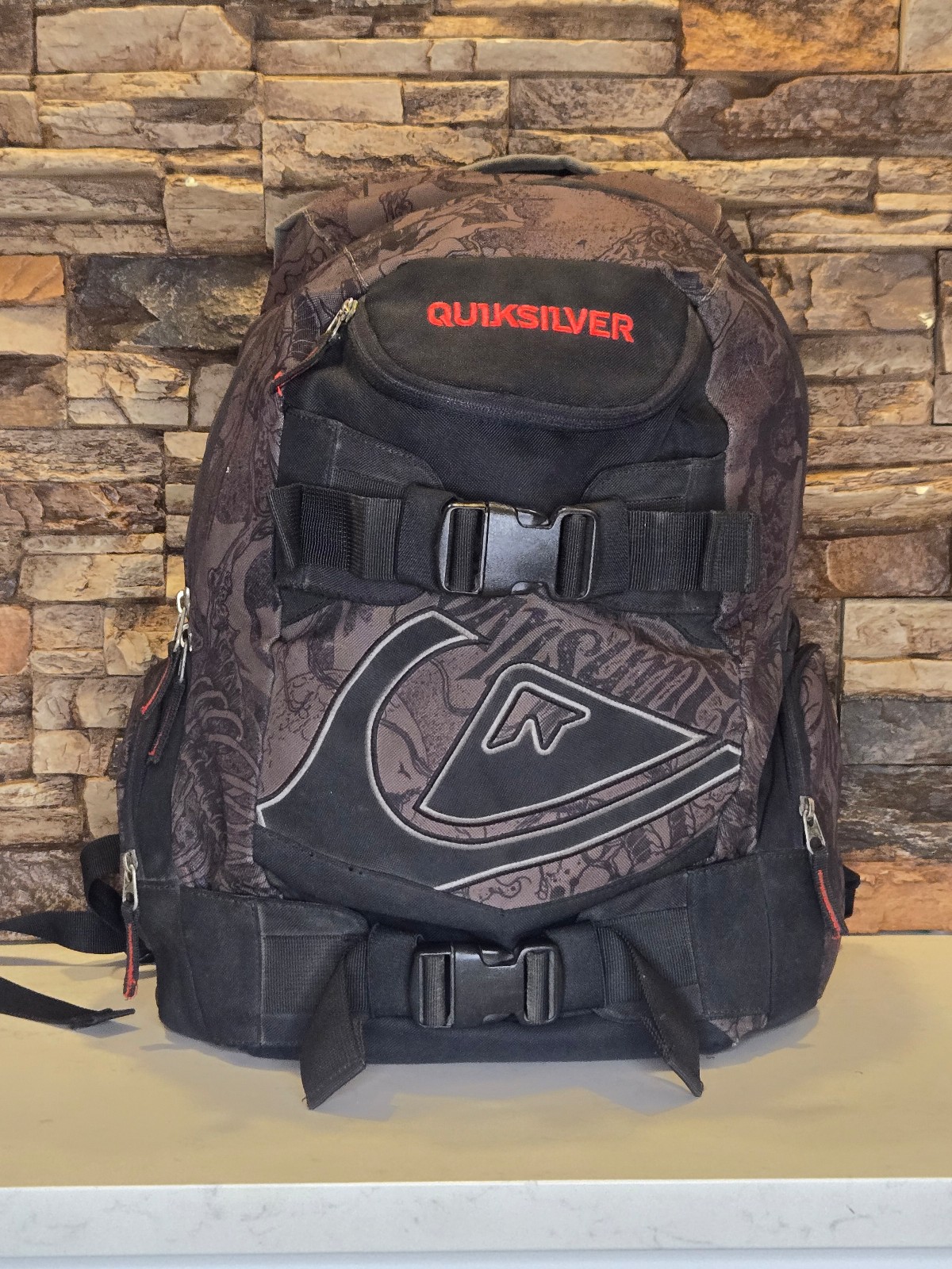 Y2K Quicksilver Derelict Skateboard Backpack