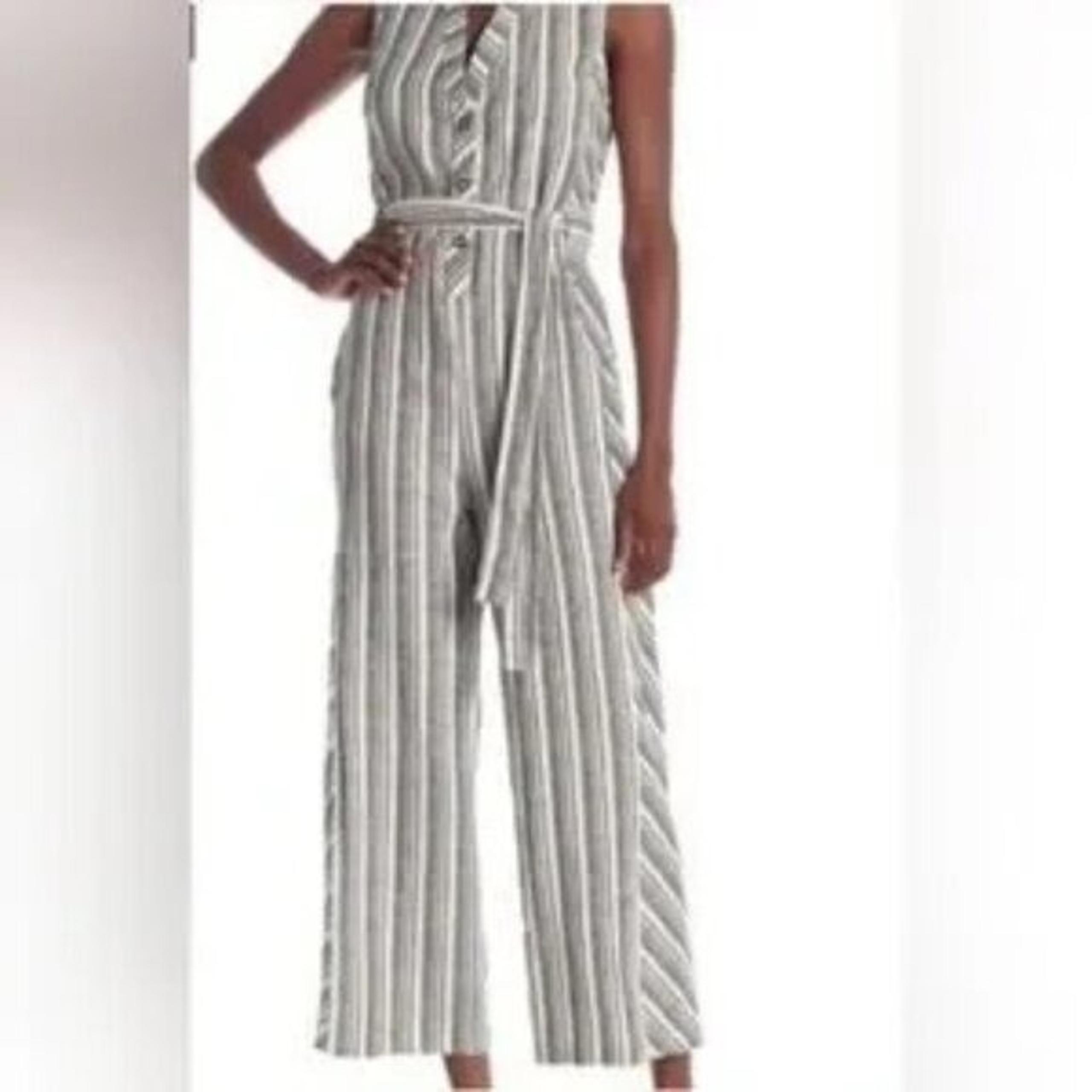 Laundry by Shelli Segal Linen White & Grey Striped Jumpsuit Sleeveless Size 8