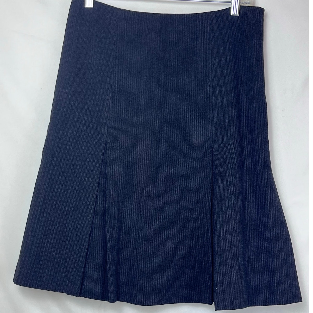 Armani Women's Size 6 Black Knee Length Fit and Flare Lined A LIne Skirt