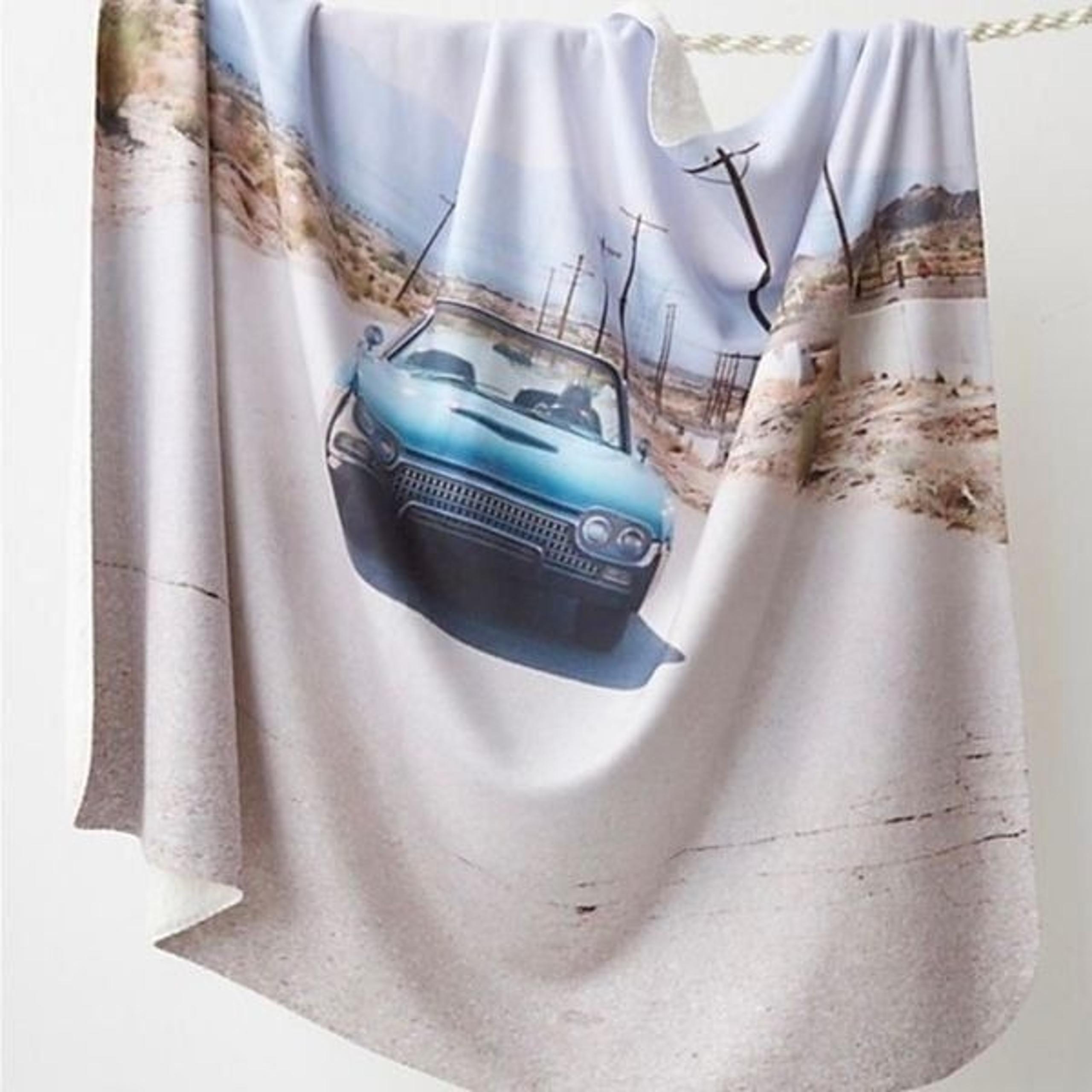 Free People Ro-RI-Ku XFP Landscape sherpa blanket