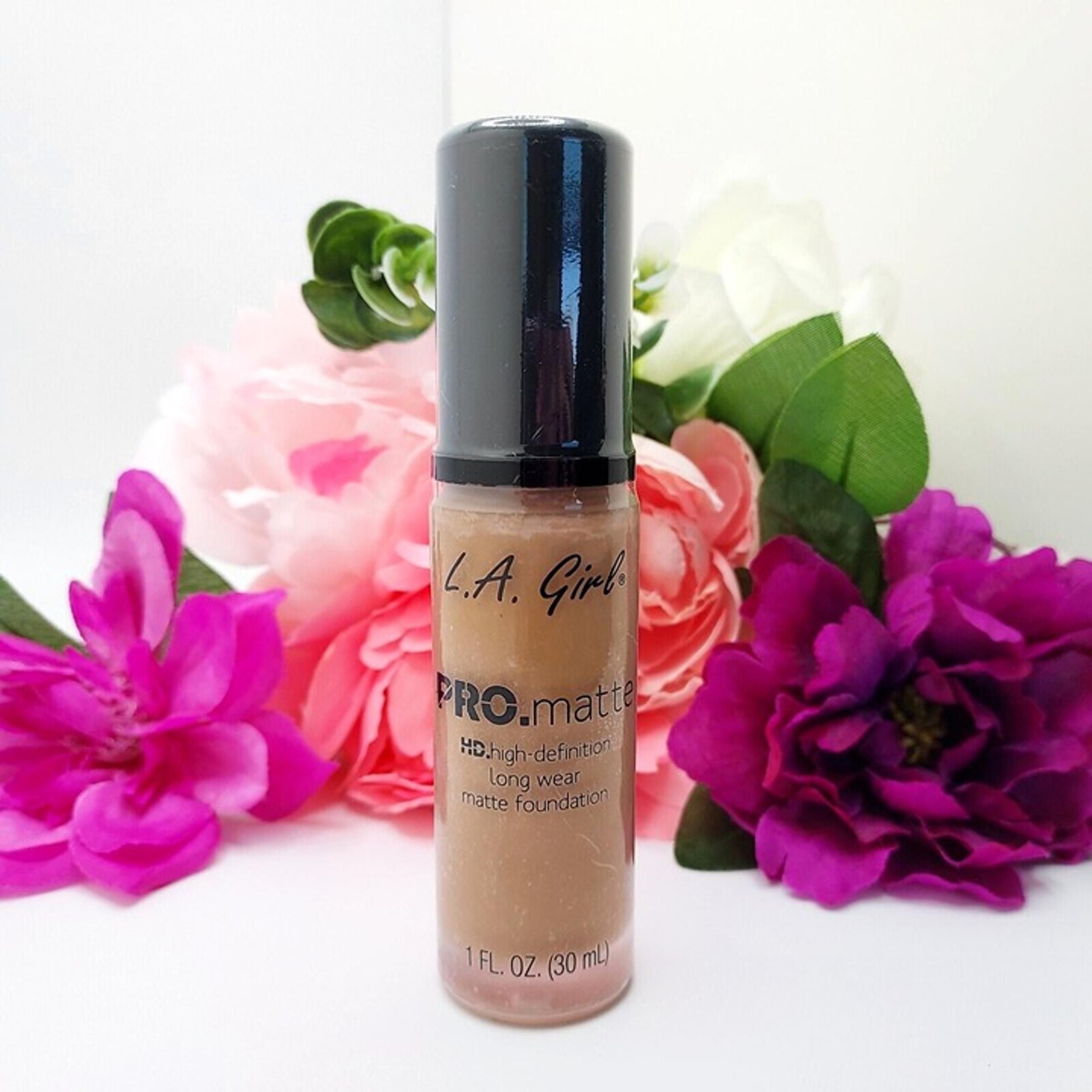 Liquid Foundation Cafe Long Wear HD Pro Matte LA Girl GLM682 1oz NEW Sealed