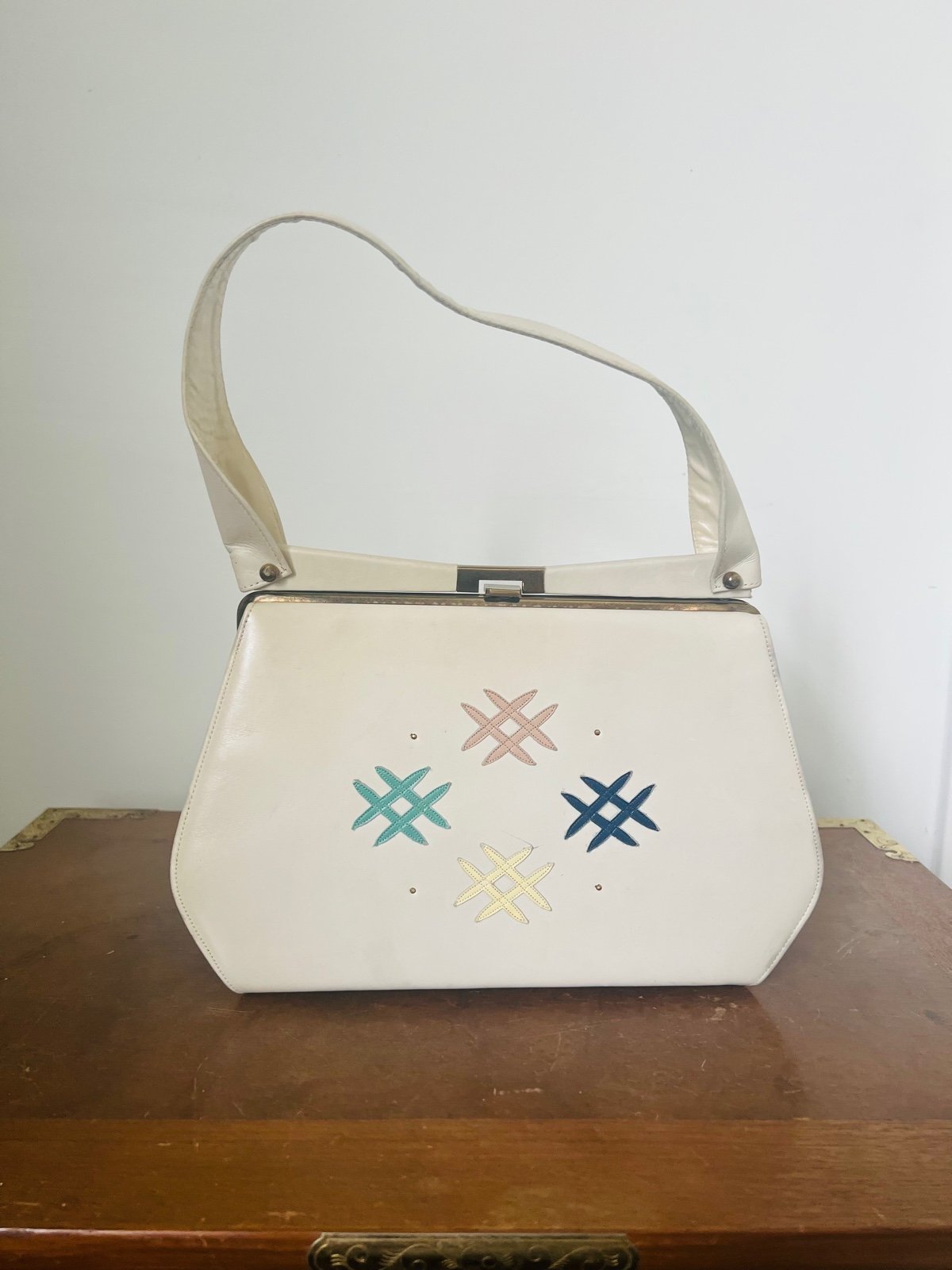 Vintage Top Handle Leather Kitschy Ecru Handbag 1960’s Mid Century Modern Purse