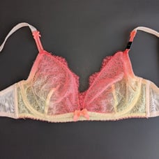 Victoria's Secret VS Very Sexy Neon Pink Ombre Eyelash lace bra 32DD underwire