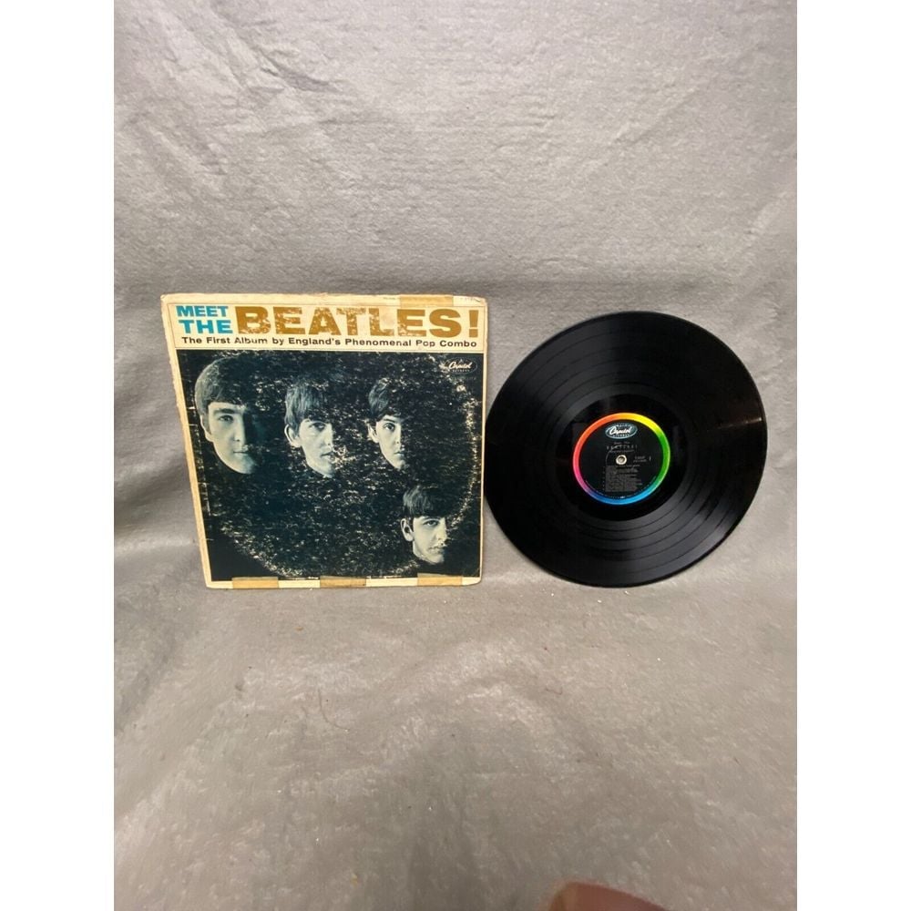VINTAGE VINYL LP BEATLES MEET THE BEATLES CAPITOL T-2047 MONO HIGH FIDELITY